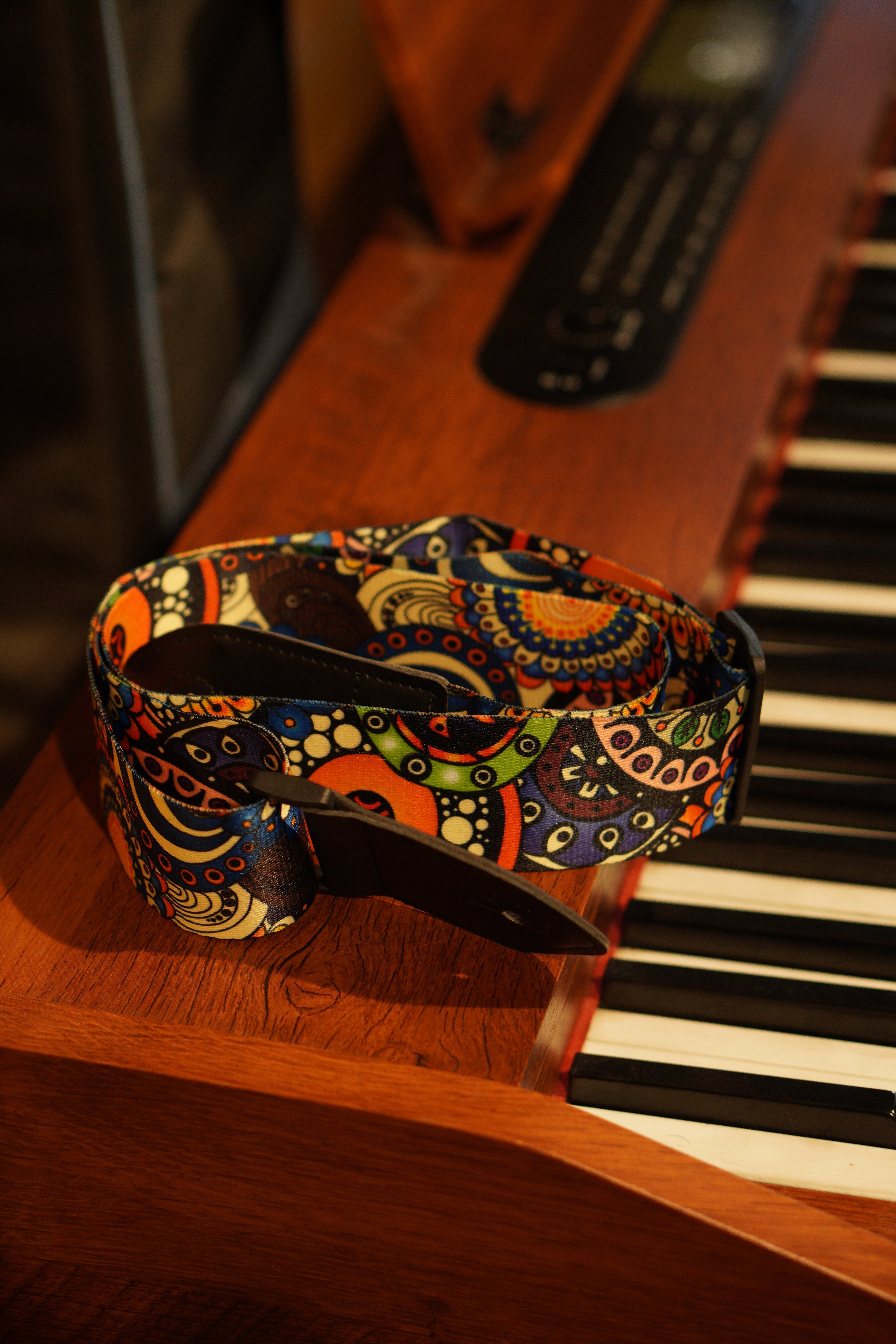 Vintage Tribal Design Guitar Strap with Premium Leather Tips