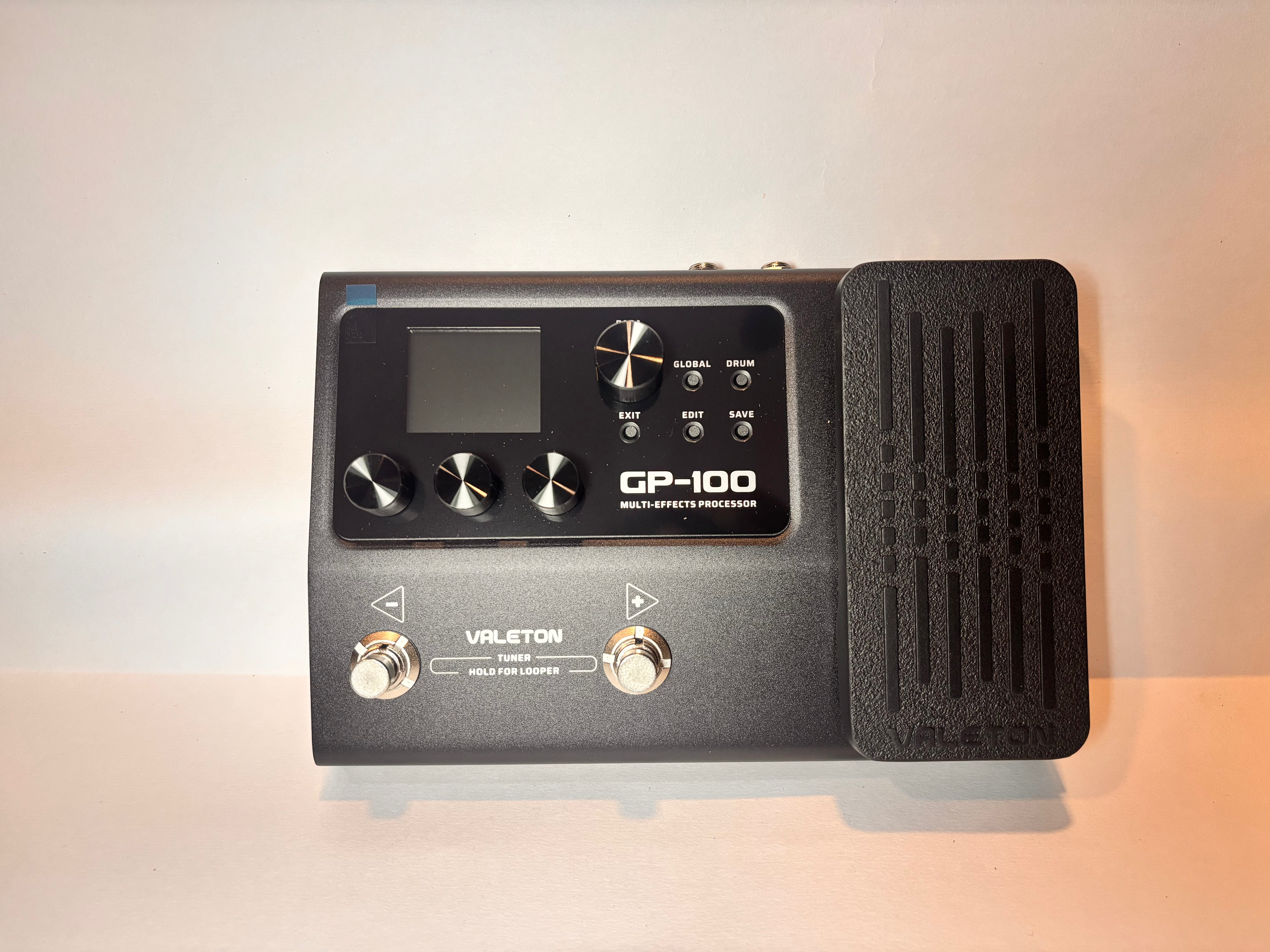 Valeton GP-100 Guitar Multi-Effects Processor