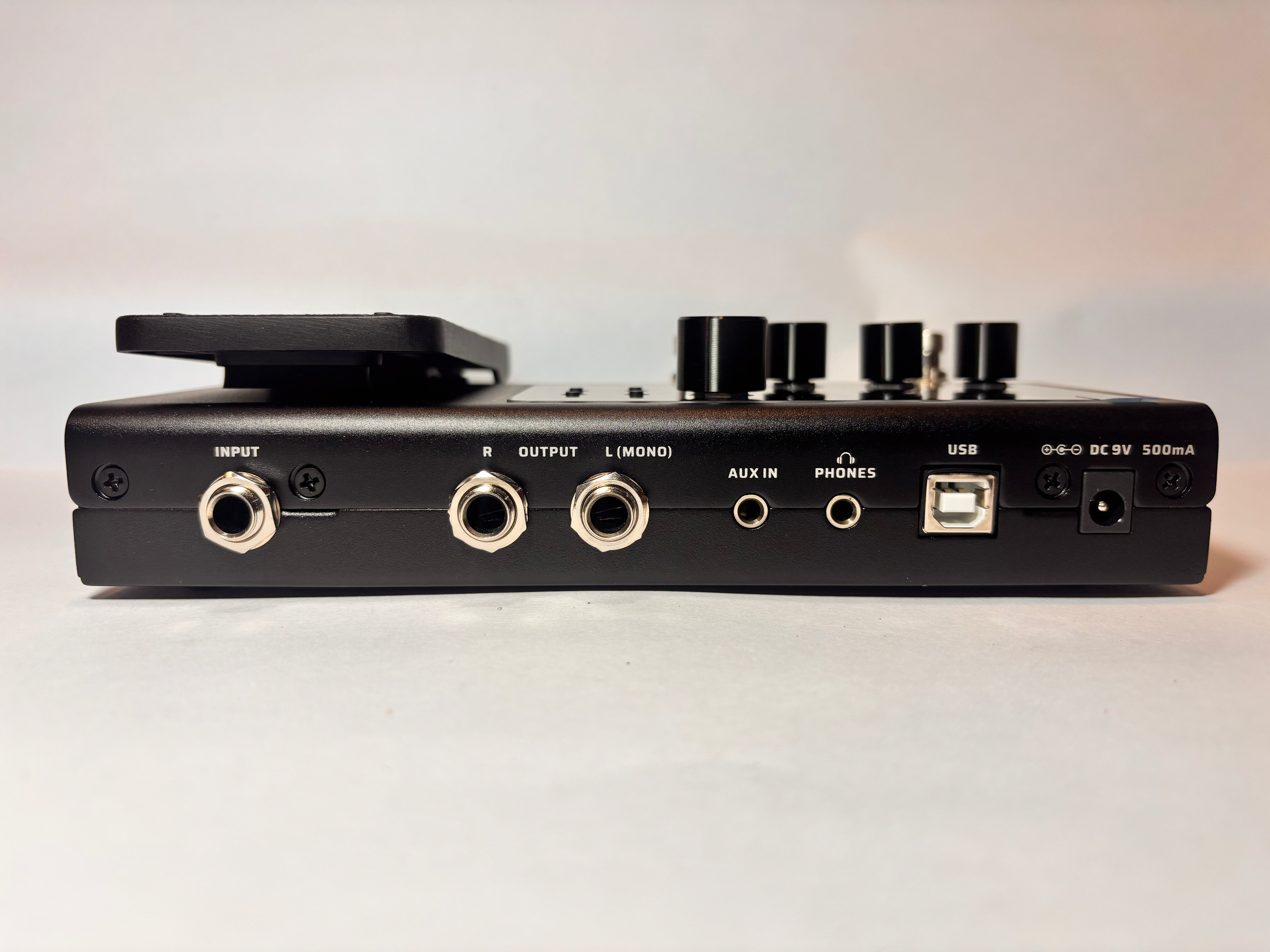 Valeton GP-100 Guitar Multi-Effects Processor